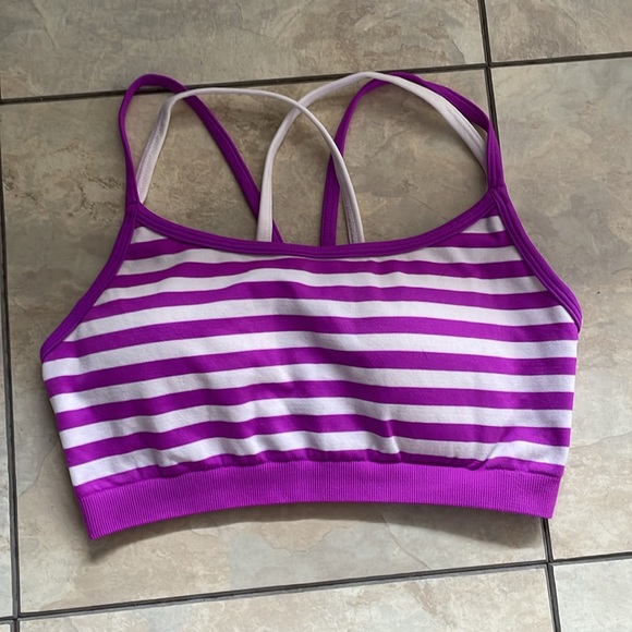 Fabletics athletic set - Picture 2 of 7